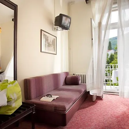 Bristol Hotel Lovran