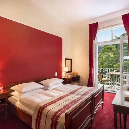 Bristol Szálloda 3*